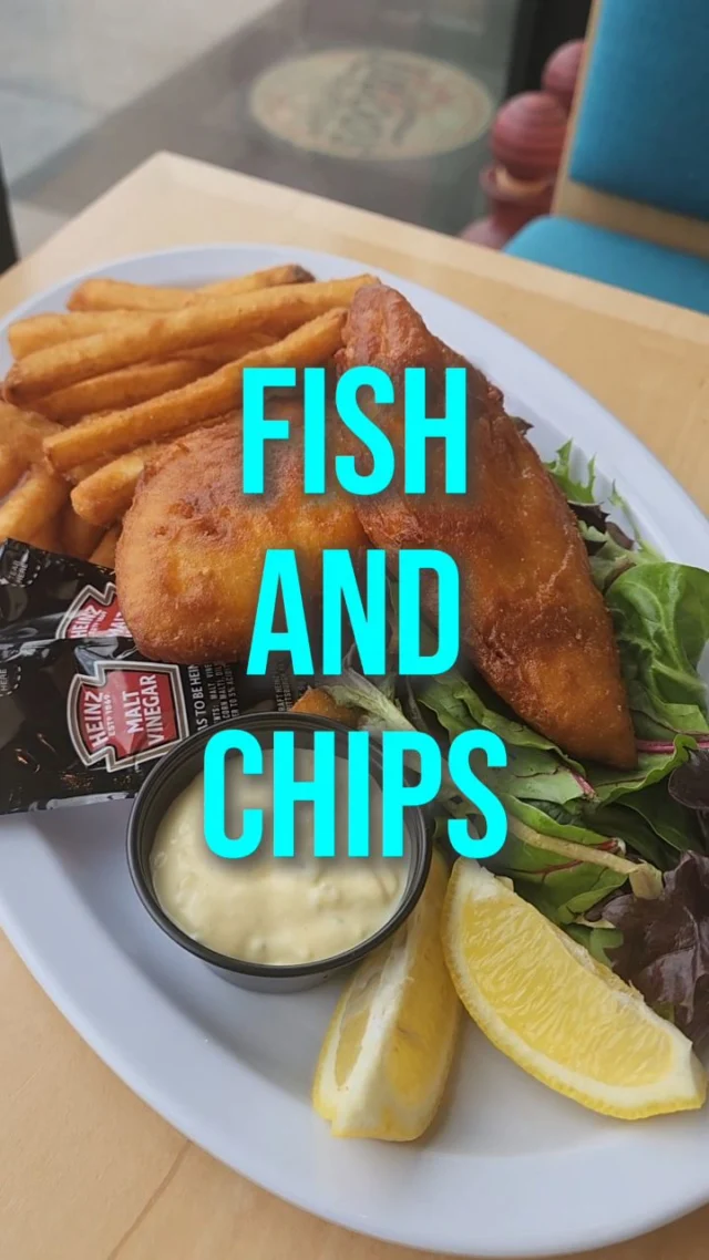 Lent Special: Fish & Chips
• 2 Fried Cod Filets
• French Fries
• Mixed Greens
• Tartar Sauce, Lemon Wedge, Malt Vinegar